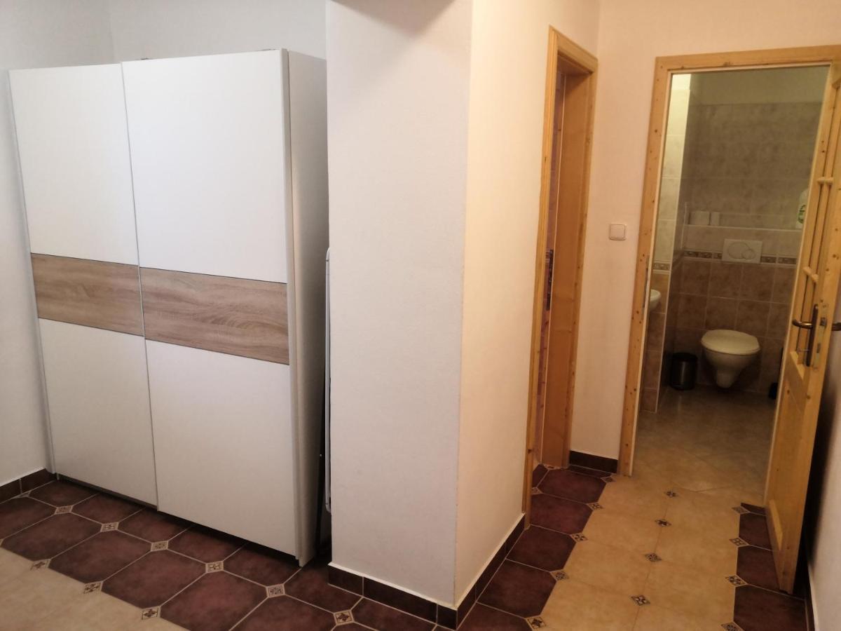 Apartment Lipno Sumava Pro 8 Hostu Липно-над-Влтавой Экстерьер фото
