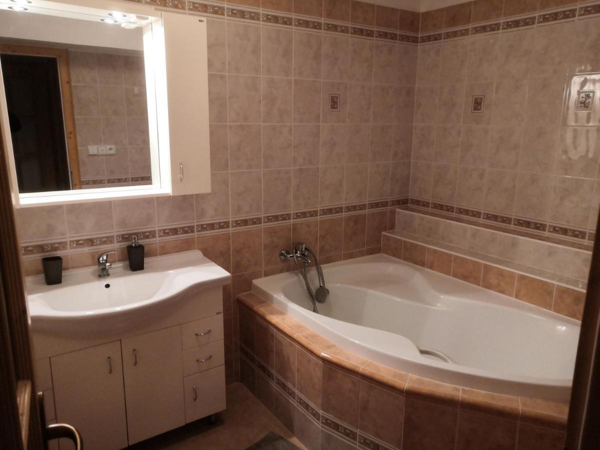 Apartment Lipno Sumava Pro 8 Hostu Липно-над-Влтавой Экстерьер фото